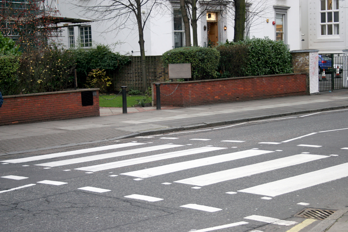 Abbey Road Crossing in London. This Splendid Shambles. Short Stay in London.